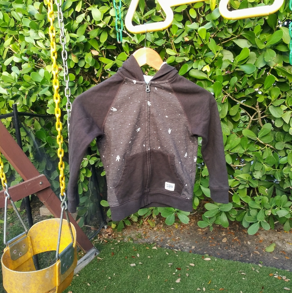 Oshkosh Hoddie